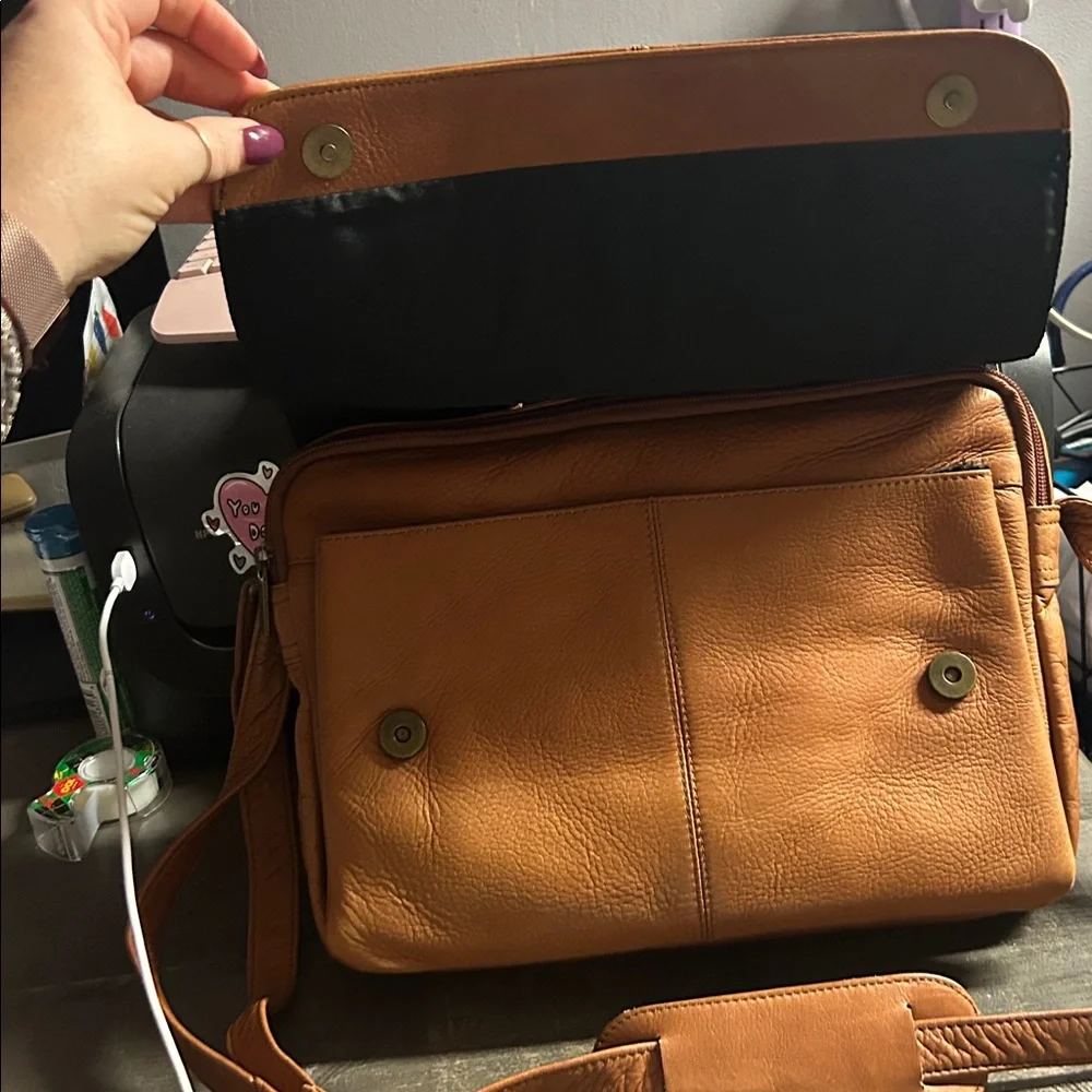 David King &‎ Co 163 Letter Size Porthole Briefcase in Tan Genuine Leather